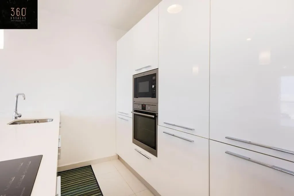 Modern 2Br Apt In The Quaint Village Of Marsaskala & Ac By 360 Estates Apartment